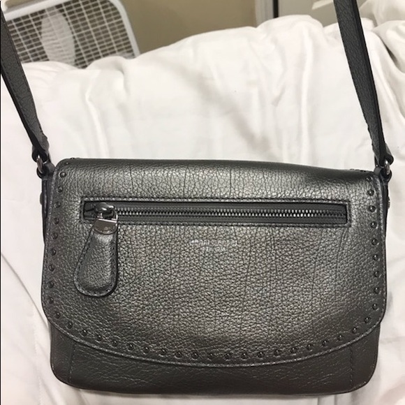 henri bendel Handbags - Henri Bendel Crossbody Bag